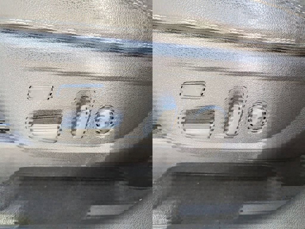 Used 2021 Kia Telluride SX image 17