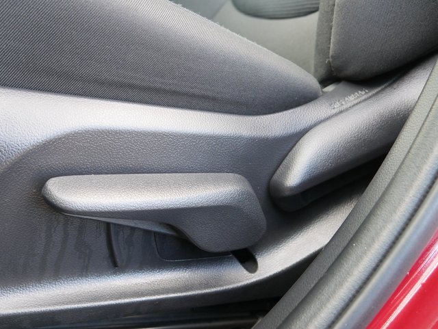 Used 2024 Toyota RAV4 LE image 13