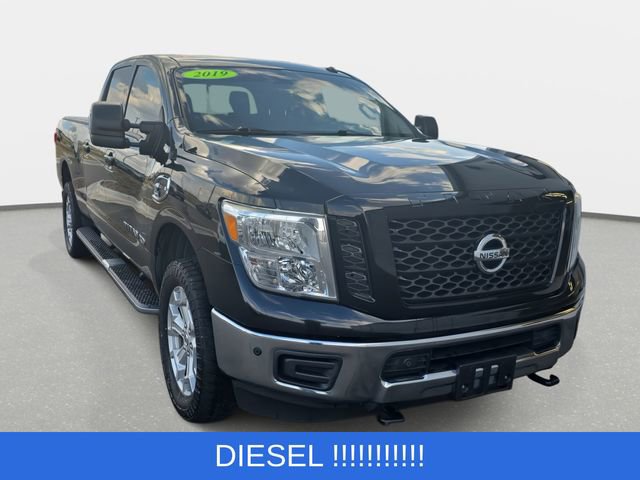 Used 2019 Nissan Titan SV w/ SV Convenience Package image 3