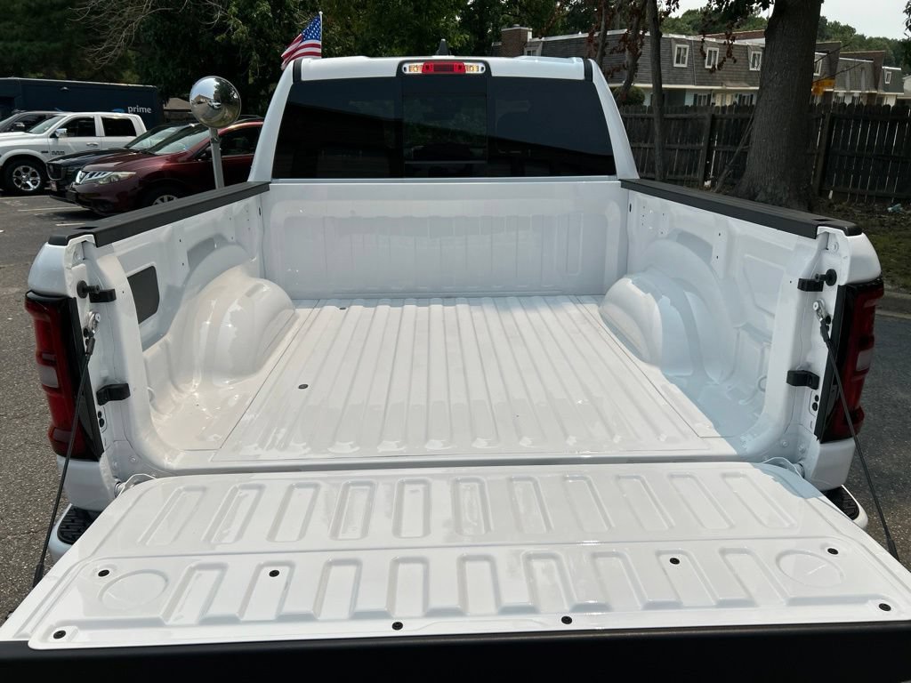 Used 2026 RAM 1500 Express AWD/4WD image 27