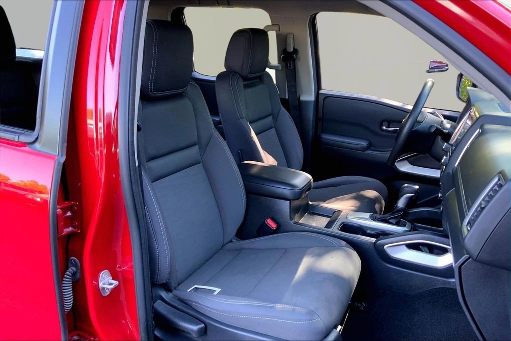 Used 2022 Nissan Frontier SV w/ Technology Package AWD/4WD image 19