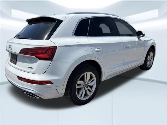 Used 2022 Audi Q5 2.0T Premium AWD/4WD image 6