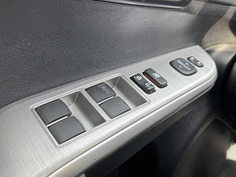 Used 2013 Toyota Camry SE image 21