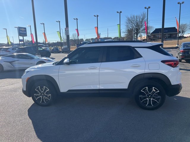 Used 2023 Chevrolet TrailBlazer ACTIV image 9