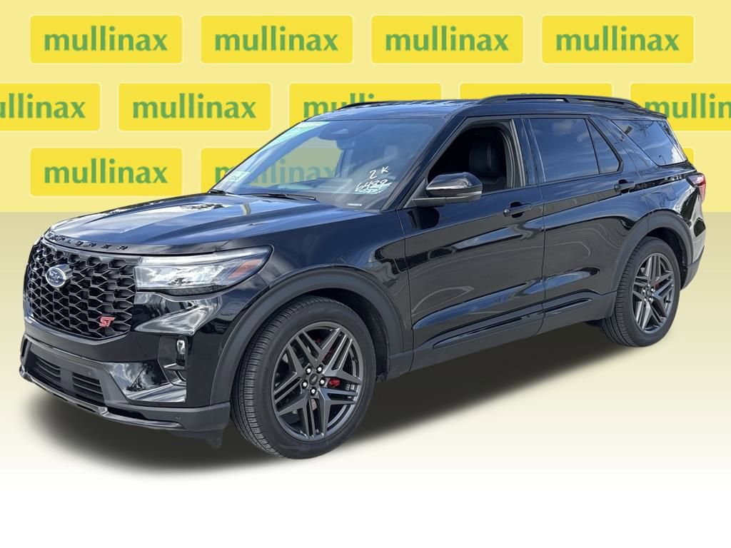 Used 2025 Ford Explorer ST image 13