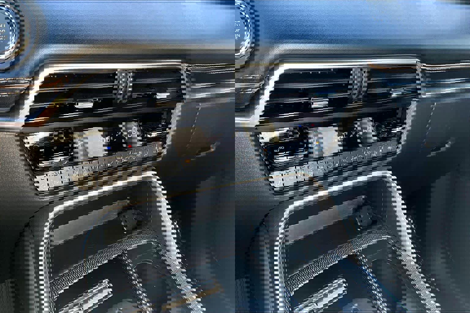 Used 2024 MAZDA CX-90 3.3 Turbo w/ Premium Plus Pkg image 33