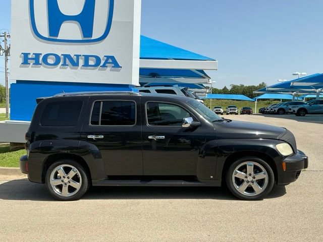 Used 2008 Chevrolet HHR LT w/ HHR Shadow Edition Package FWD image 2