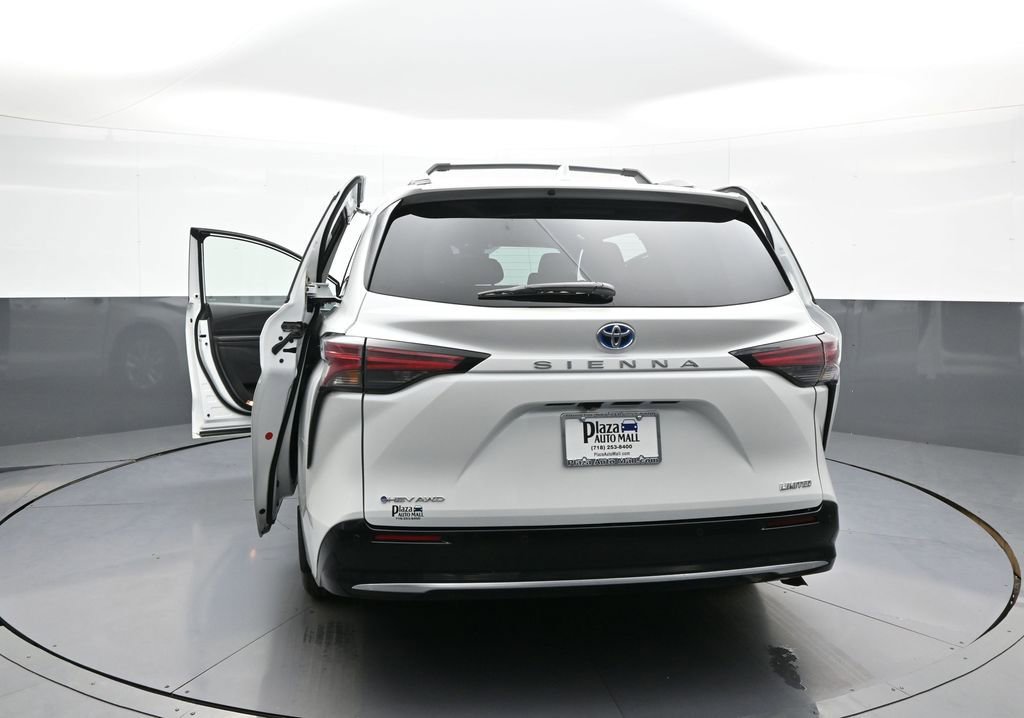 Certified 2025 Toyota Sienna Limited AWD/4WD image 49