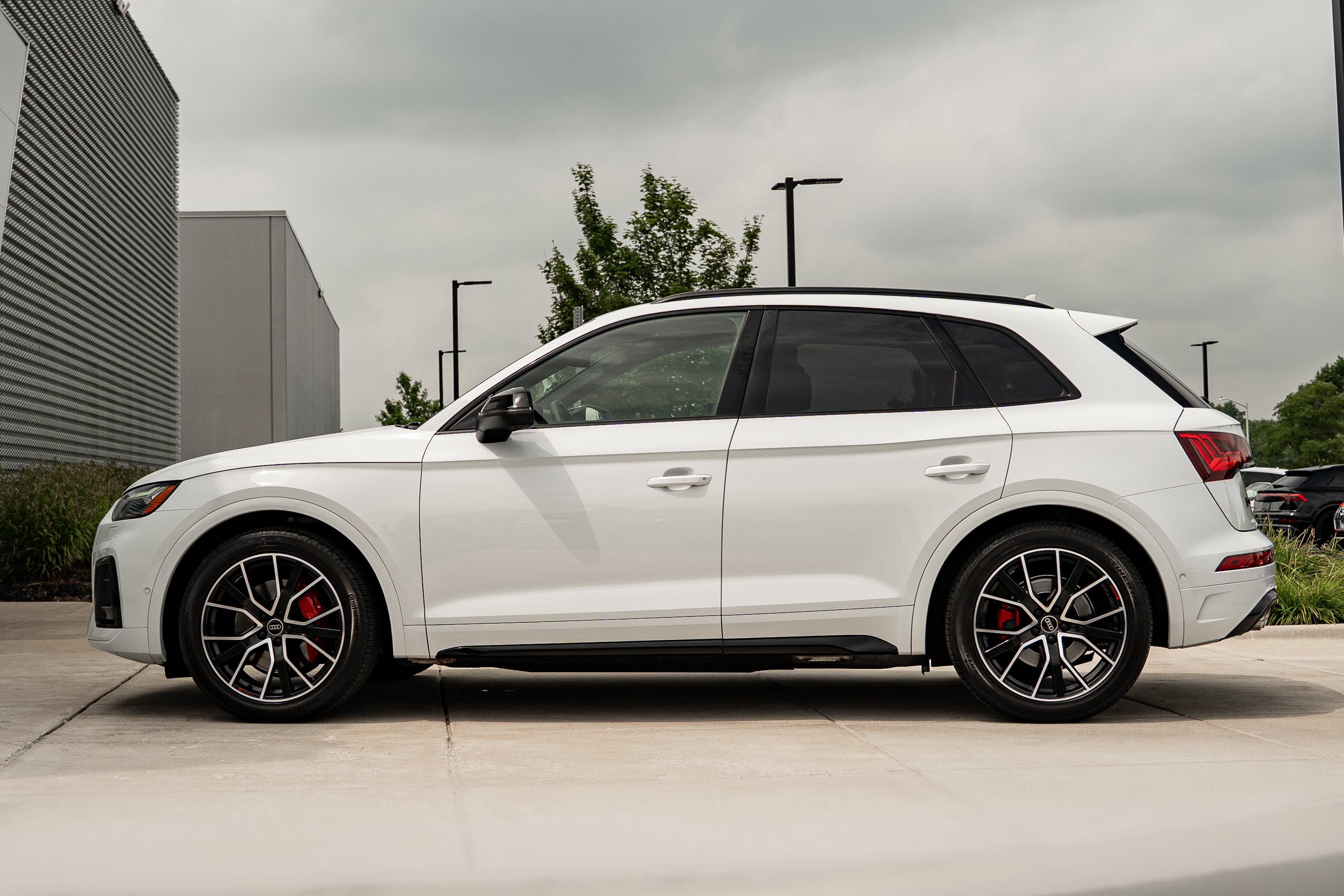 Certified 2023 Audi SQ5 Prestige w/ Prestige Package AWD/4WD image 6