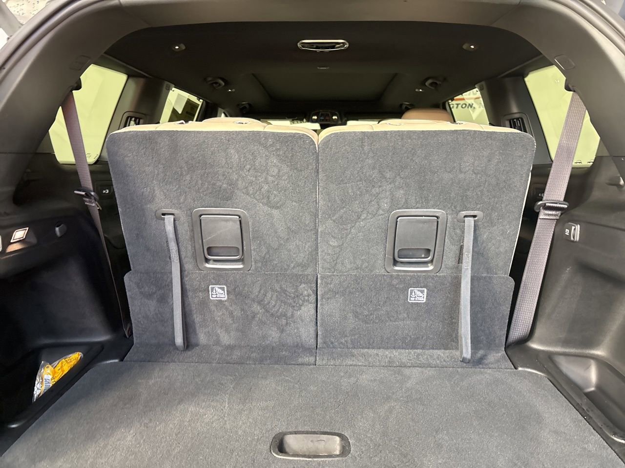 Used 2024 Jeep Grand Cherokee L Limited w/ Luxury Tech Group II image 25