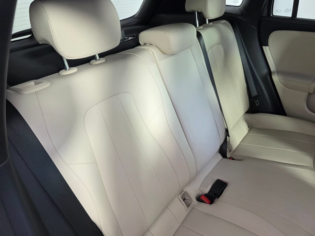 Certified 2025 Mercedes-Benz GLA 250 image 27