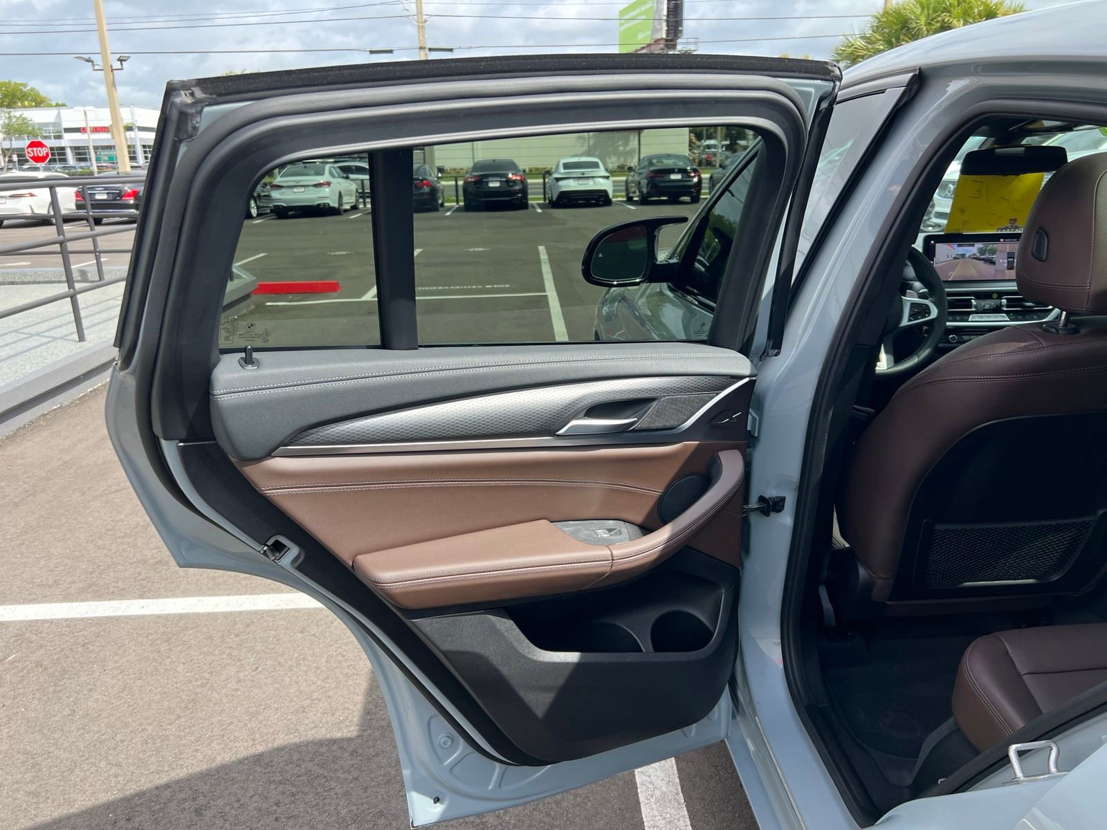 Used 2022 BMW X4 M40i w/ Premium Package image 46