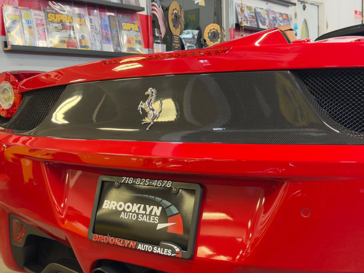 Used 2014 Ferrari 458 Spider RWD image 18