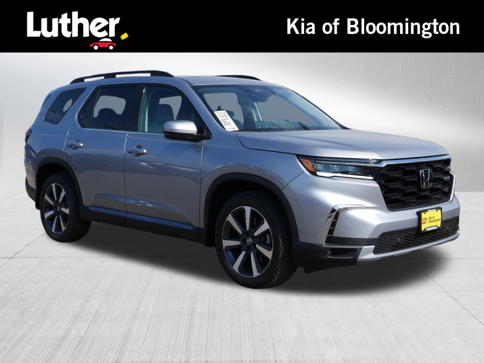 Used 2025 Honda Pilot Touring