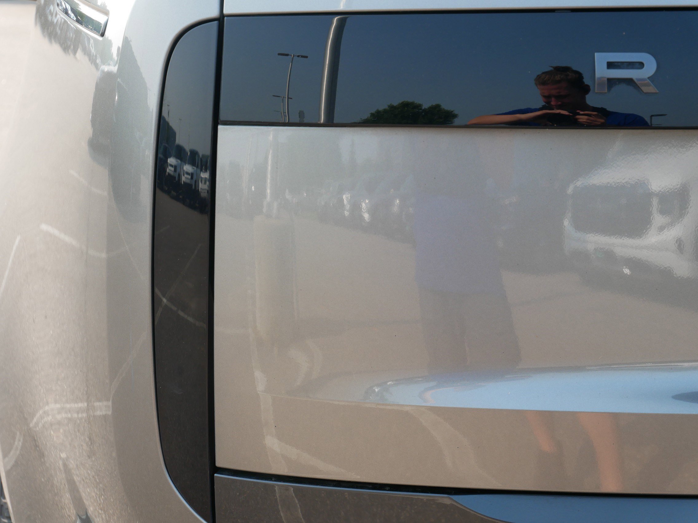 Used 2023 Land Rover Range Rover SE image 11