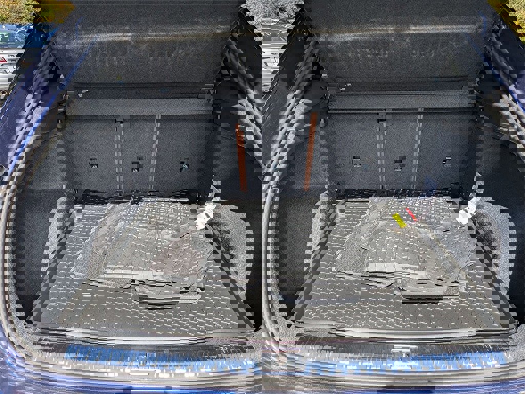 New 2025 Audi Q3 2.0T Premium image 36