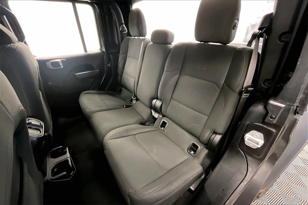 Used 2020 Jeep Gladiator Sport w/ Trailer Tow Package image 22