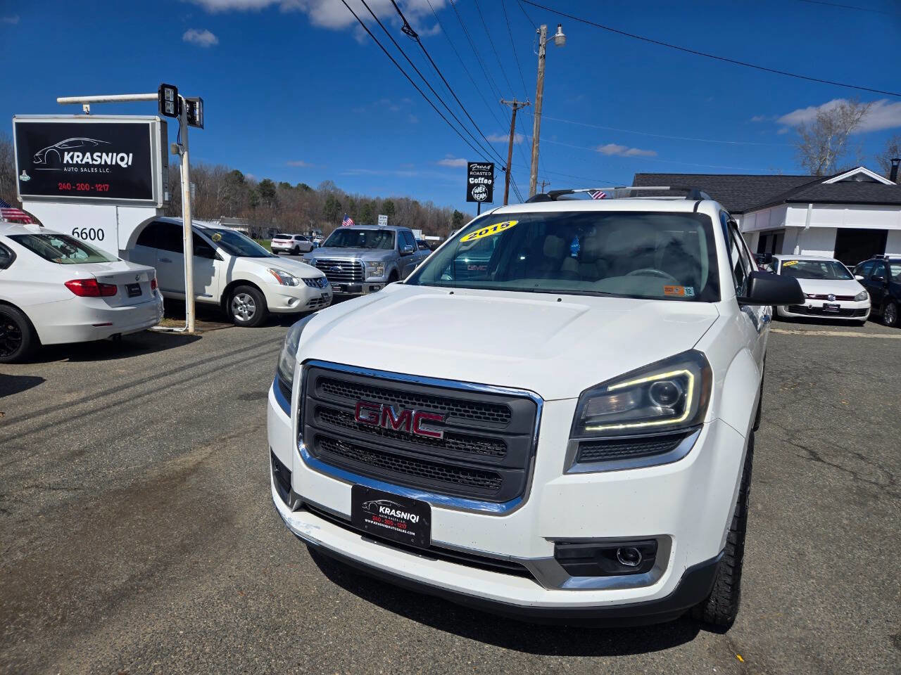 Used 2015 GMC Acadia SLE AWD/4WD image 2