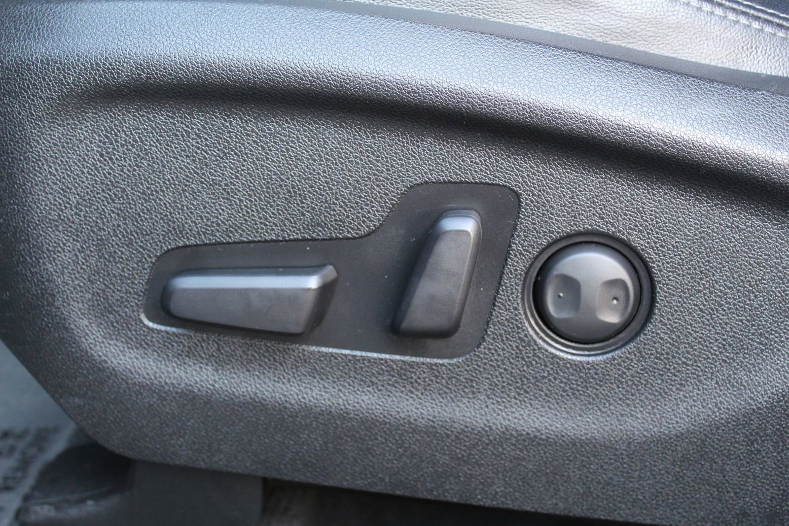 Used 2016 Kia Sorento EX FWD image 30