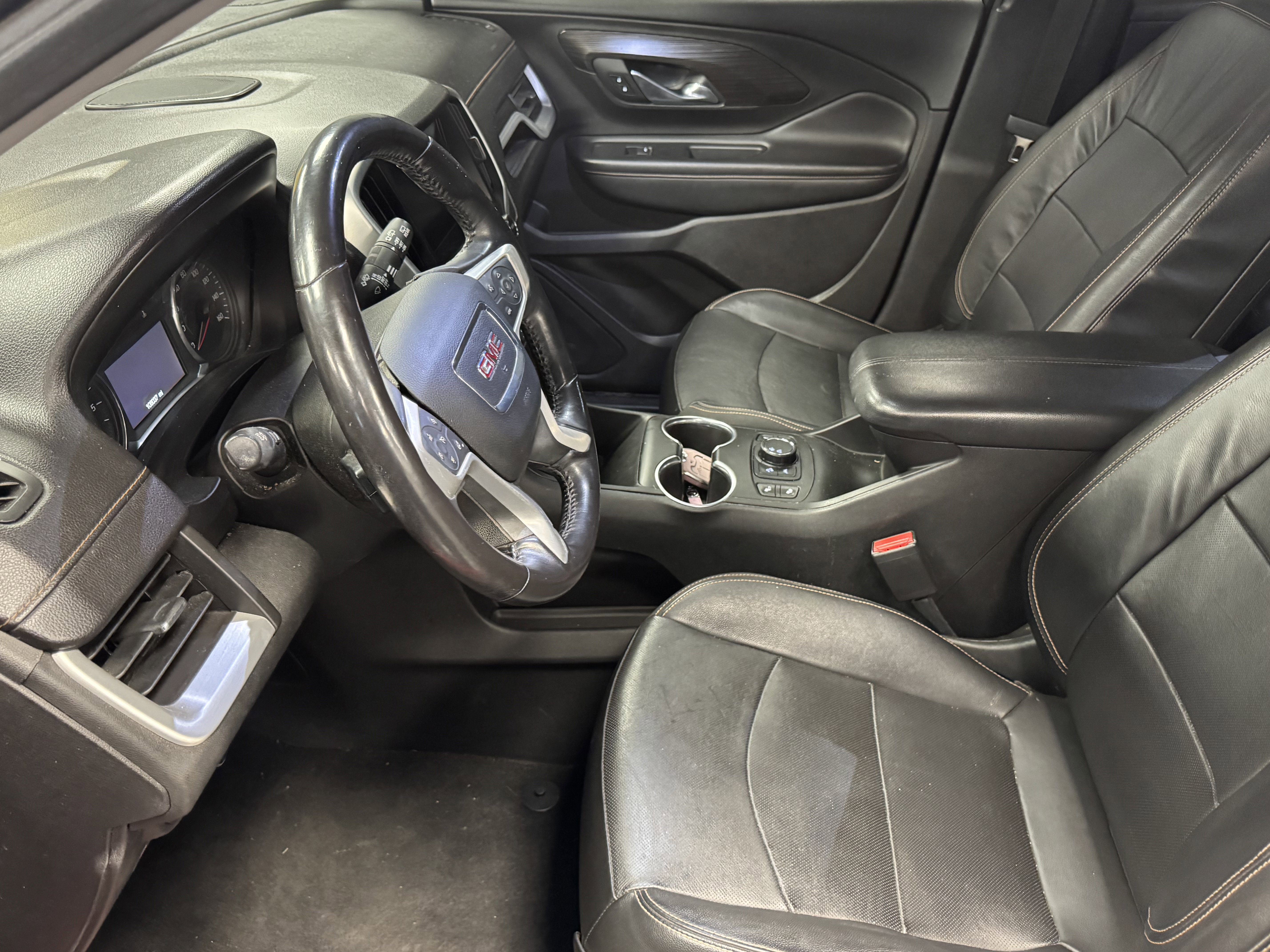 Used 2018 GMC Terrain SLT w/ Infotainment Package II FWD image 9