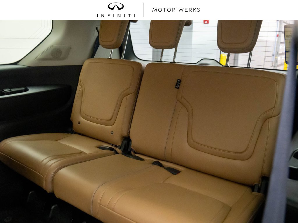 New 2027 INFINITI QX80 Luxe w/ Cargo Package AWD/4WD image 17