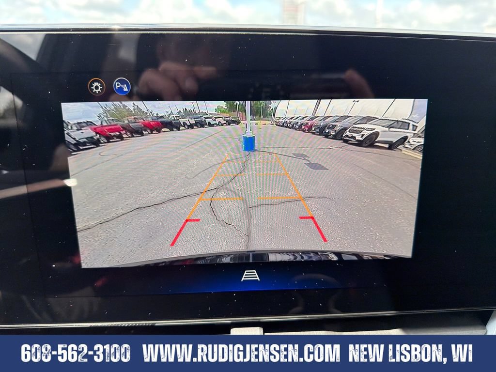 Used 2026 Chevrolet Equinox LT AWD/4WD image 20