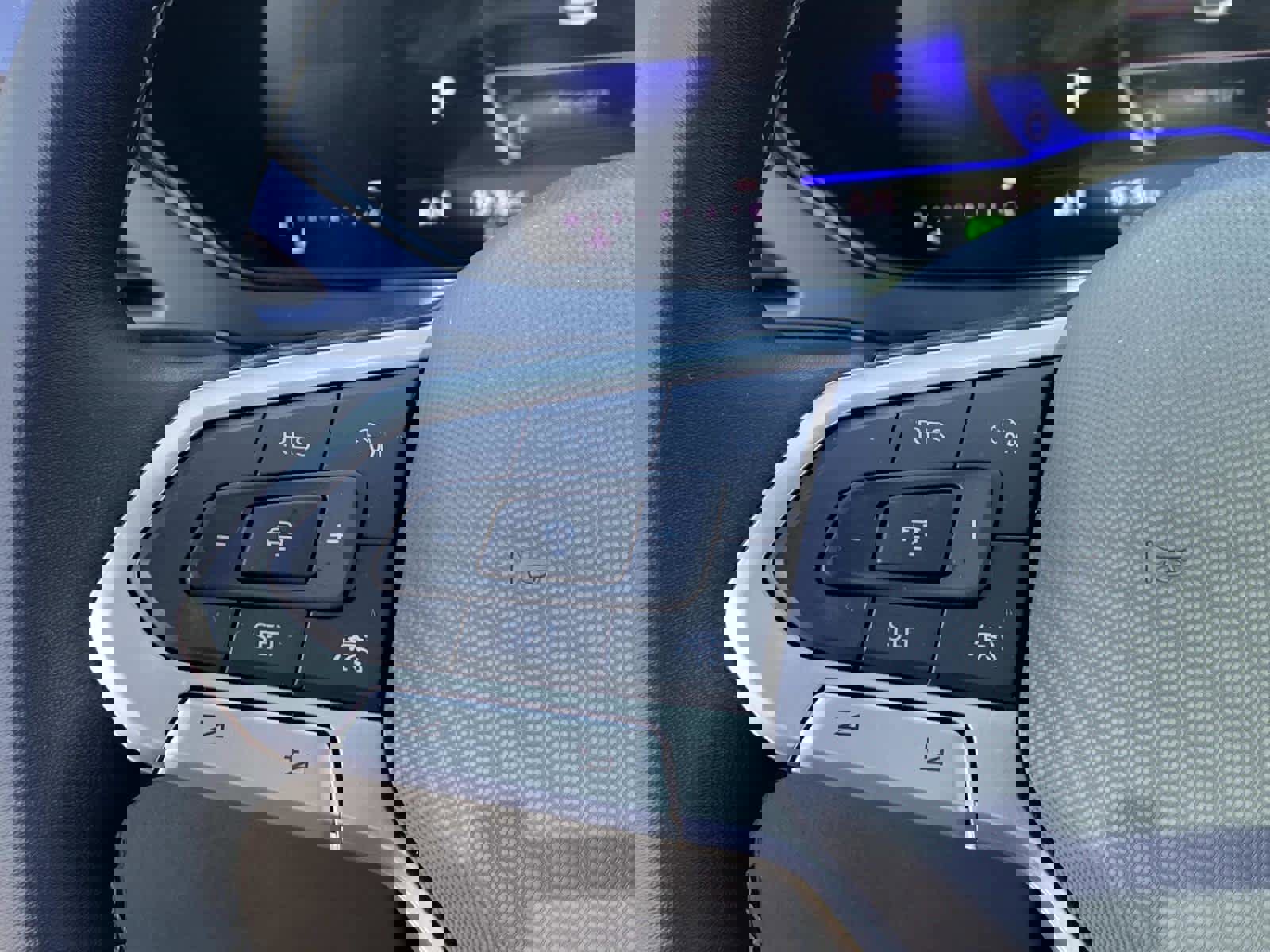 Used 2024 Volkswagen Taos SE image 16