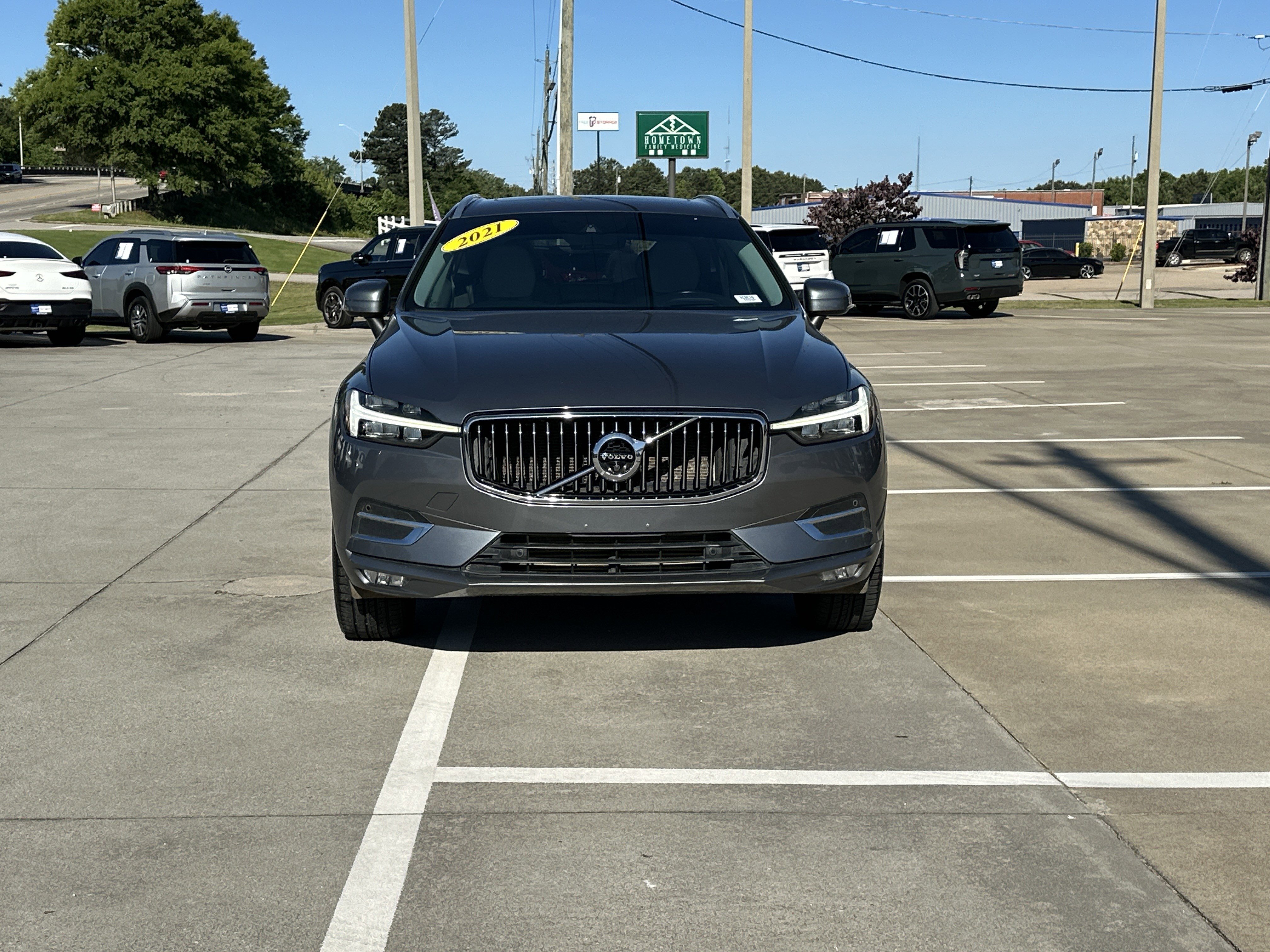 Used 2021 Volvo XC60 T6 Inscription AWD/4WD image 2