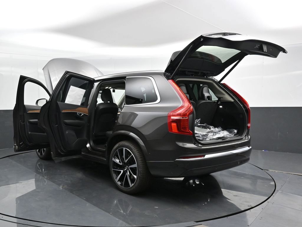 New 2025 Volvo XC90 B6 Plus w/ Protection Package Premier image 50