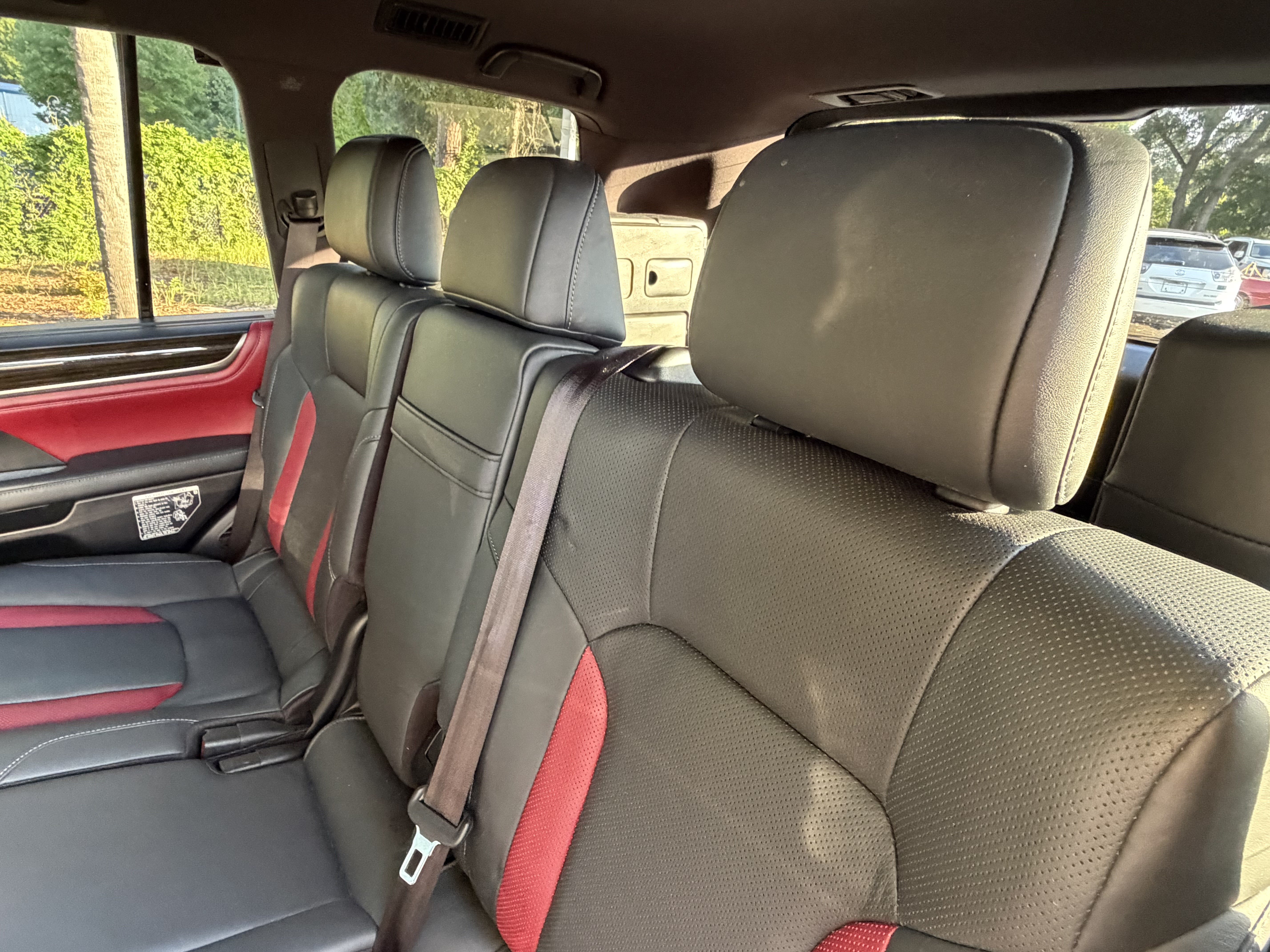 Used 2021 Lexus LX 570 4WD w/ Inspiration Series #2 image 33