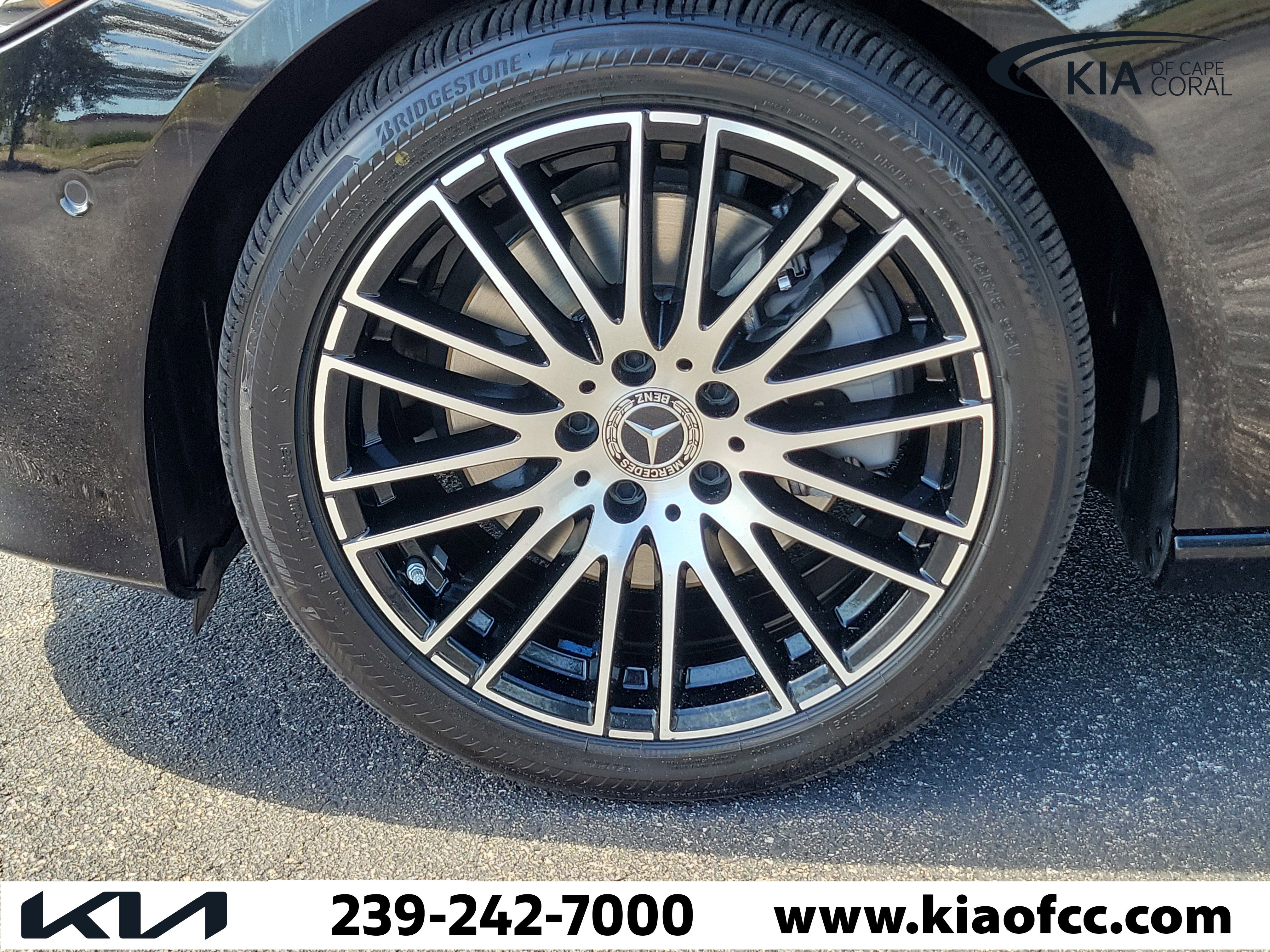 Used 2022 Mercedes-Benz C 300 4MATIC Sedan image 9