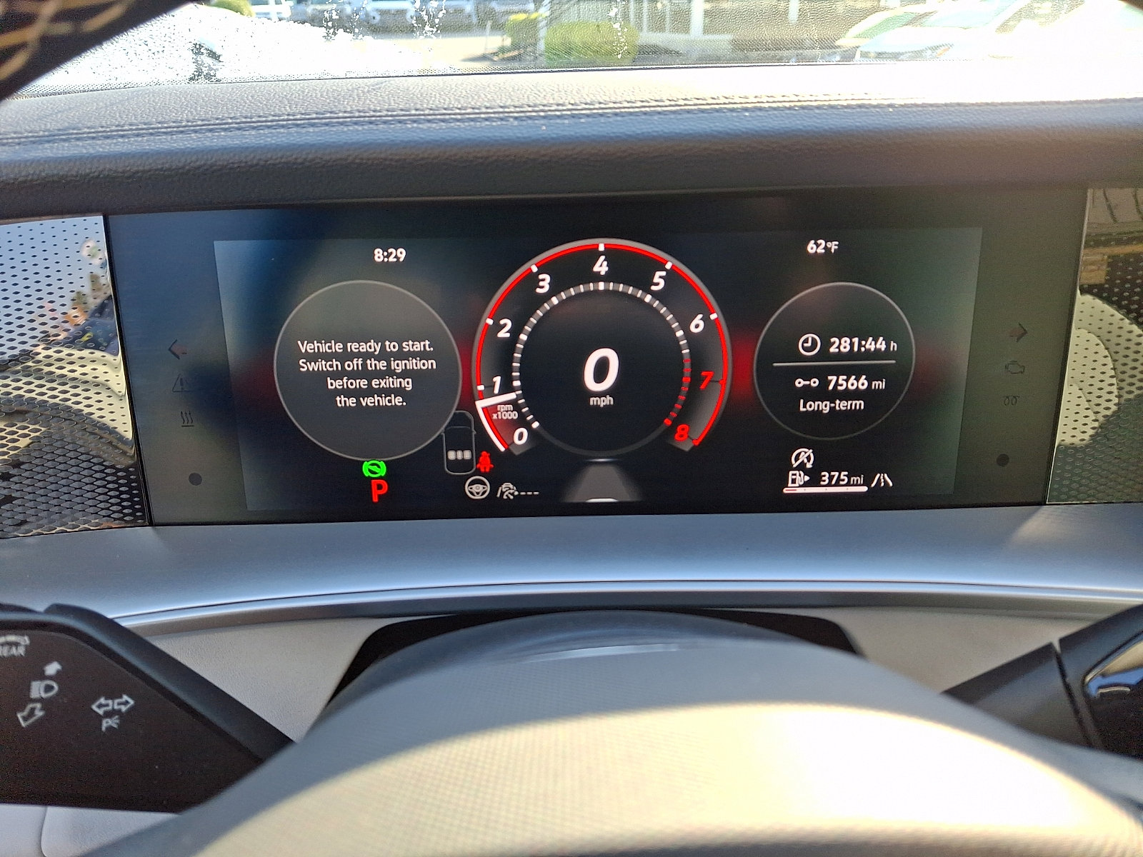 Certified 2025 Volkswagen Tiguan SE image 19