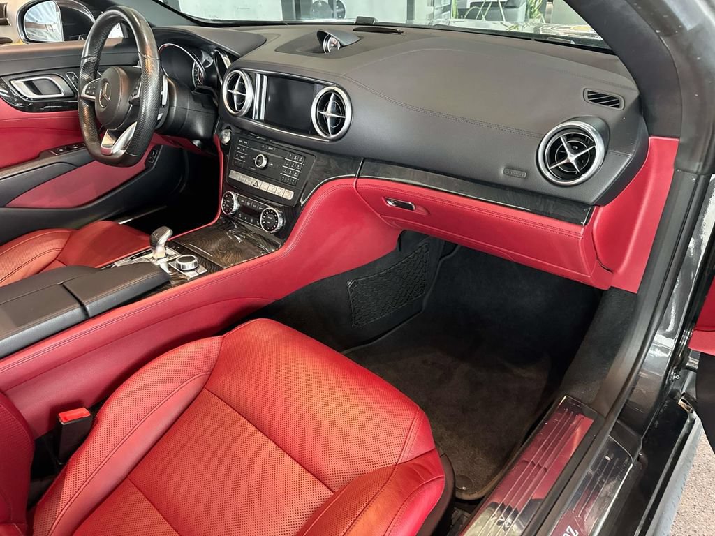 Used 2020 Mercedes-Benz SL 450 image 10