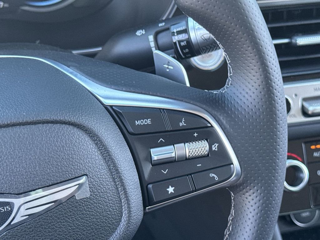 New 2025 Genesis G70 2.5T image 16