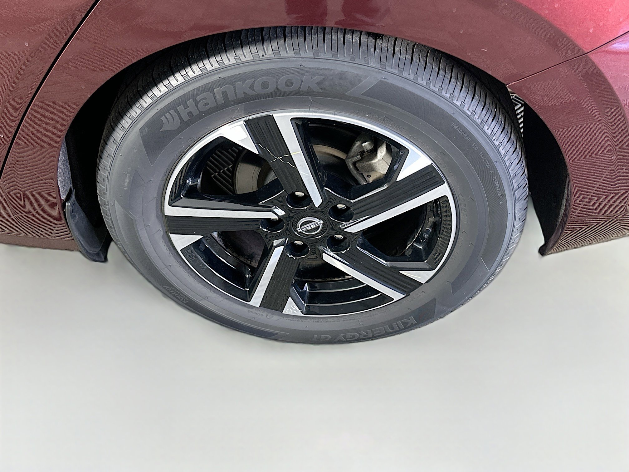 Used 2025 Nissan Sentra SV image 11