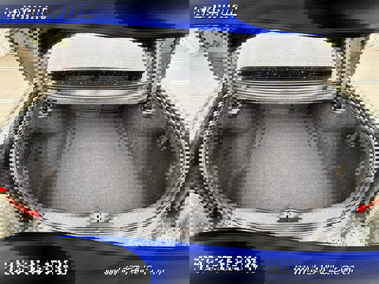 Used 2015 Dodge Charger SRT Hellcat w/ Harman/Kardon Audio Group image 26