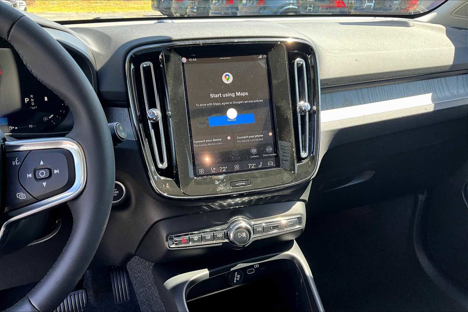 New 2026 Volvo XC40 B5 Plus w/ Protection Package Premier image 8