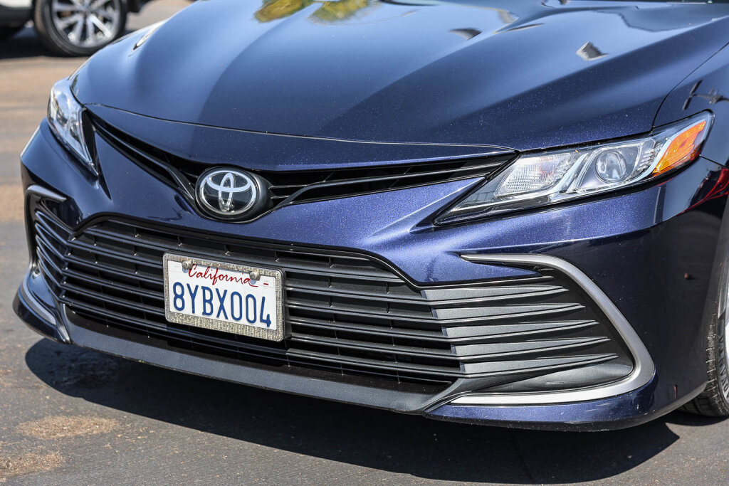 Certified 2022 Toyota Camry LE FWD image 18