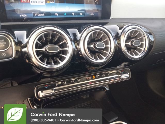 Used 2024 Mercedes-Benz CLA 250 4MATIC image 17