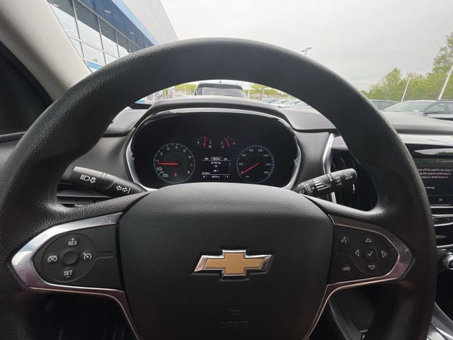 Certified 2020 Chevrolet Traverse LS w/ LPO, Blackout Package FWD image 12