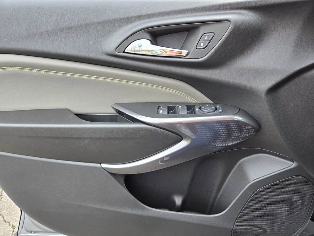 New 2026 Chevrolet Trax ACTIV image 24