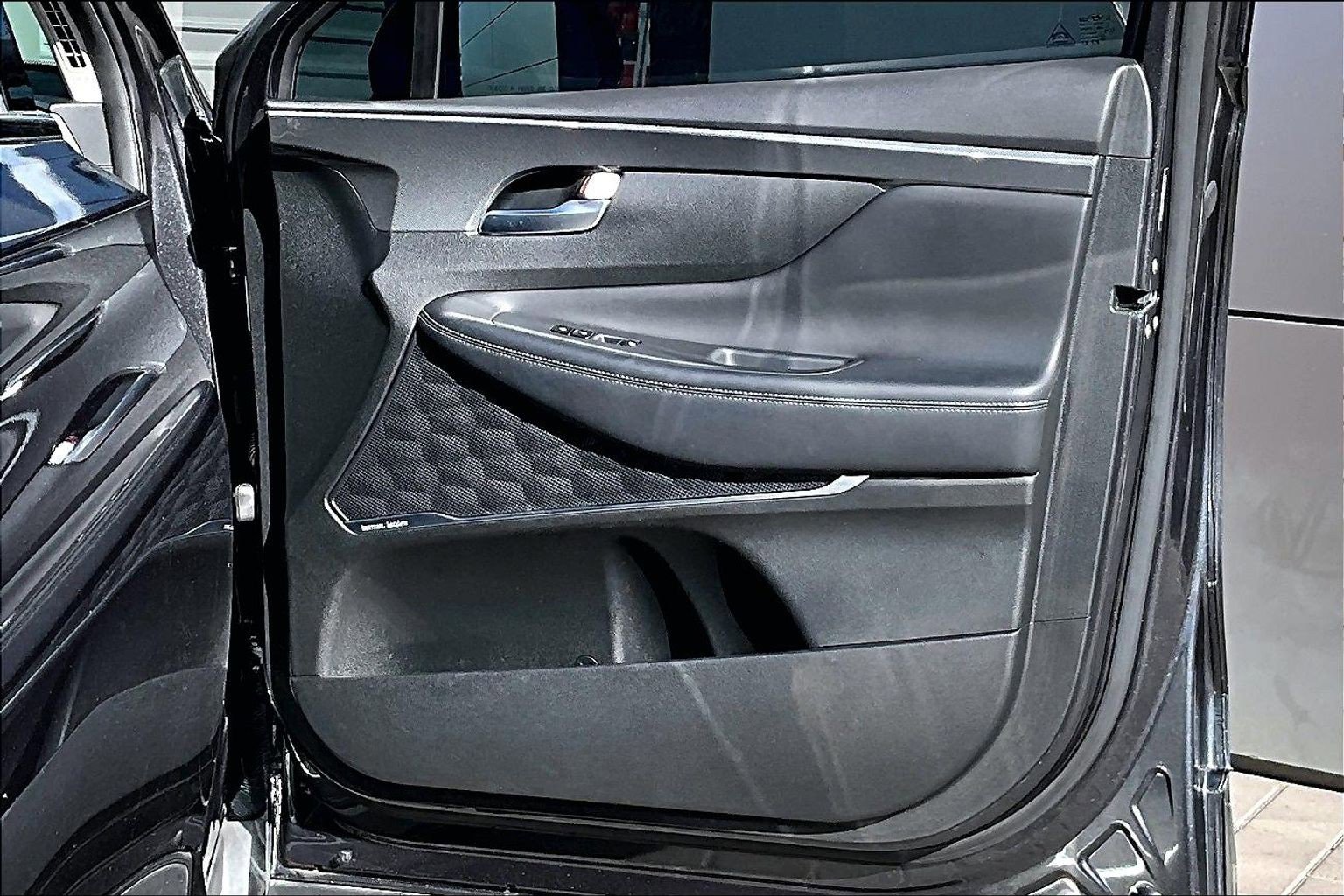 Used 2023 Hyundai Santa Fe Limited image 24