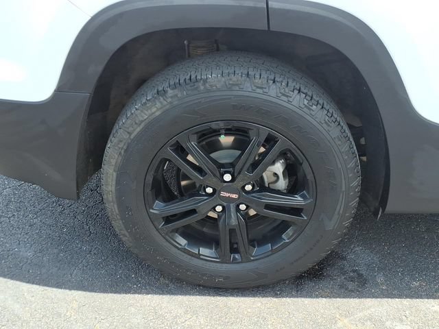 Used 2024 GMC Terrain AT4 w/ Tech Package AWD/4WD image 14