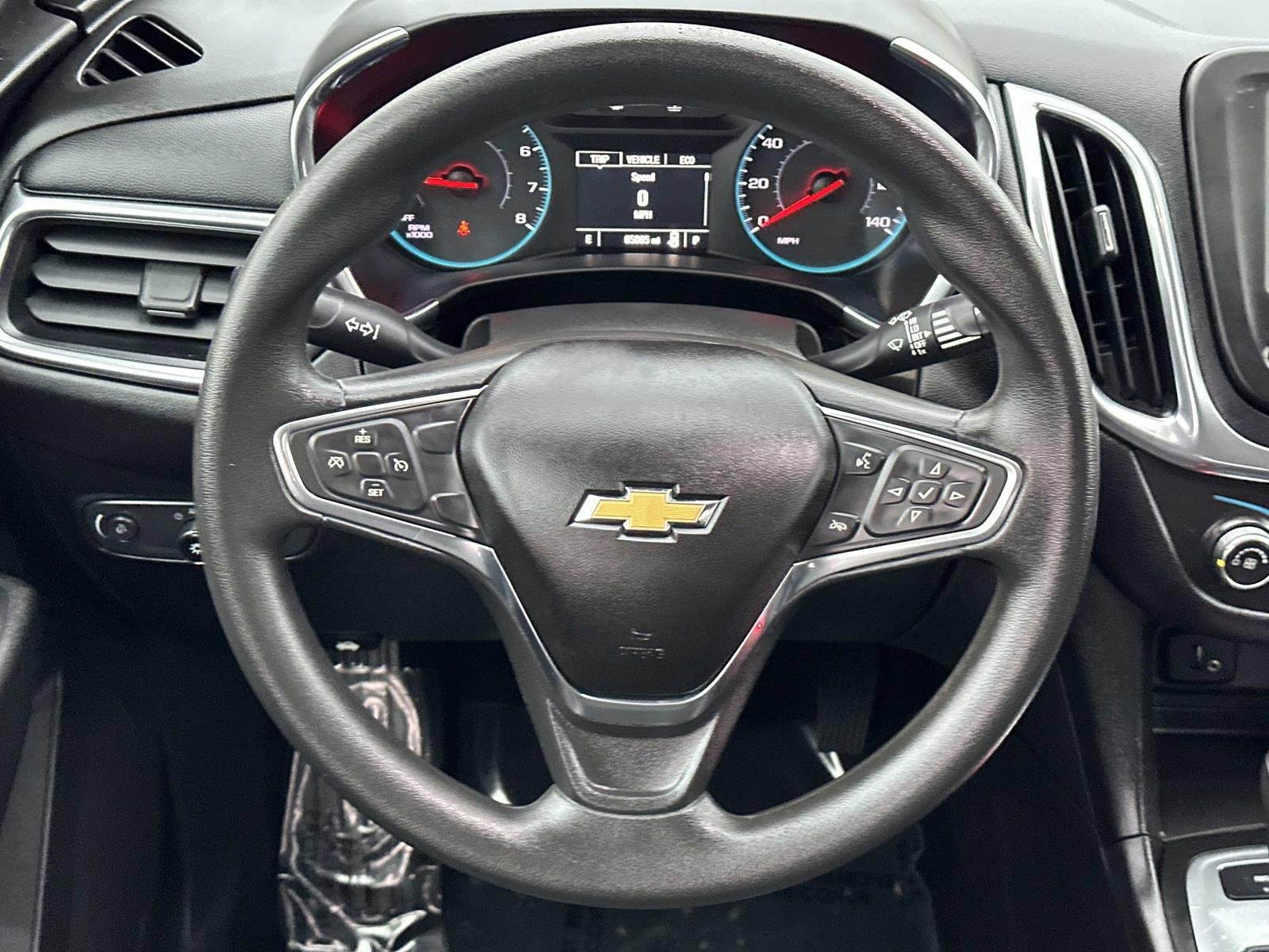 Used 2018 Chevrolet Equinox LT image 11