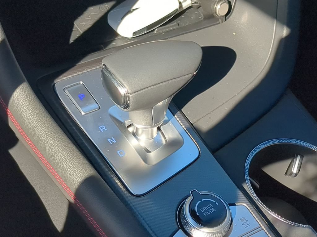 Used 2025 Genesis G70 3.3T Advanced RWD image 25