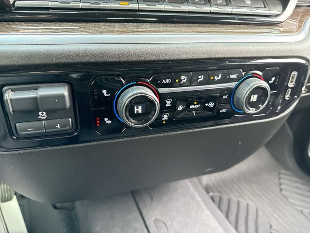 Used 2022 Chevrolet Silverado 1500 LT AWD/4WD image 19