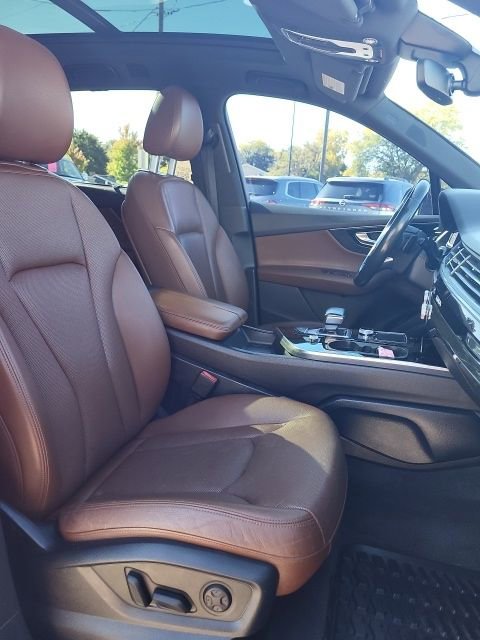 Used 2017 Audi Q7 3.0T Prestige w/ Prestige Package image 22