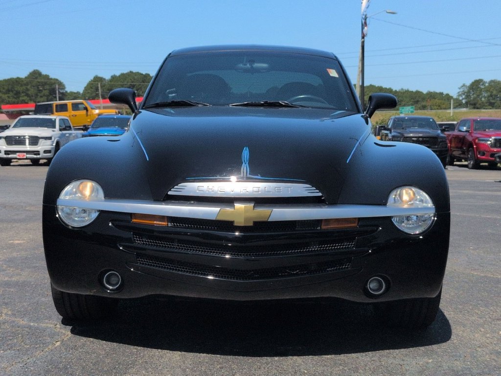 Used 2003 Chevrolet SSR RWD image 8