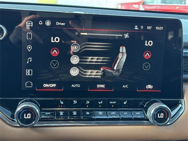 Used 2025 GMC Canyon AT4 w/ Nightfall Edition image 22