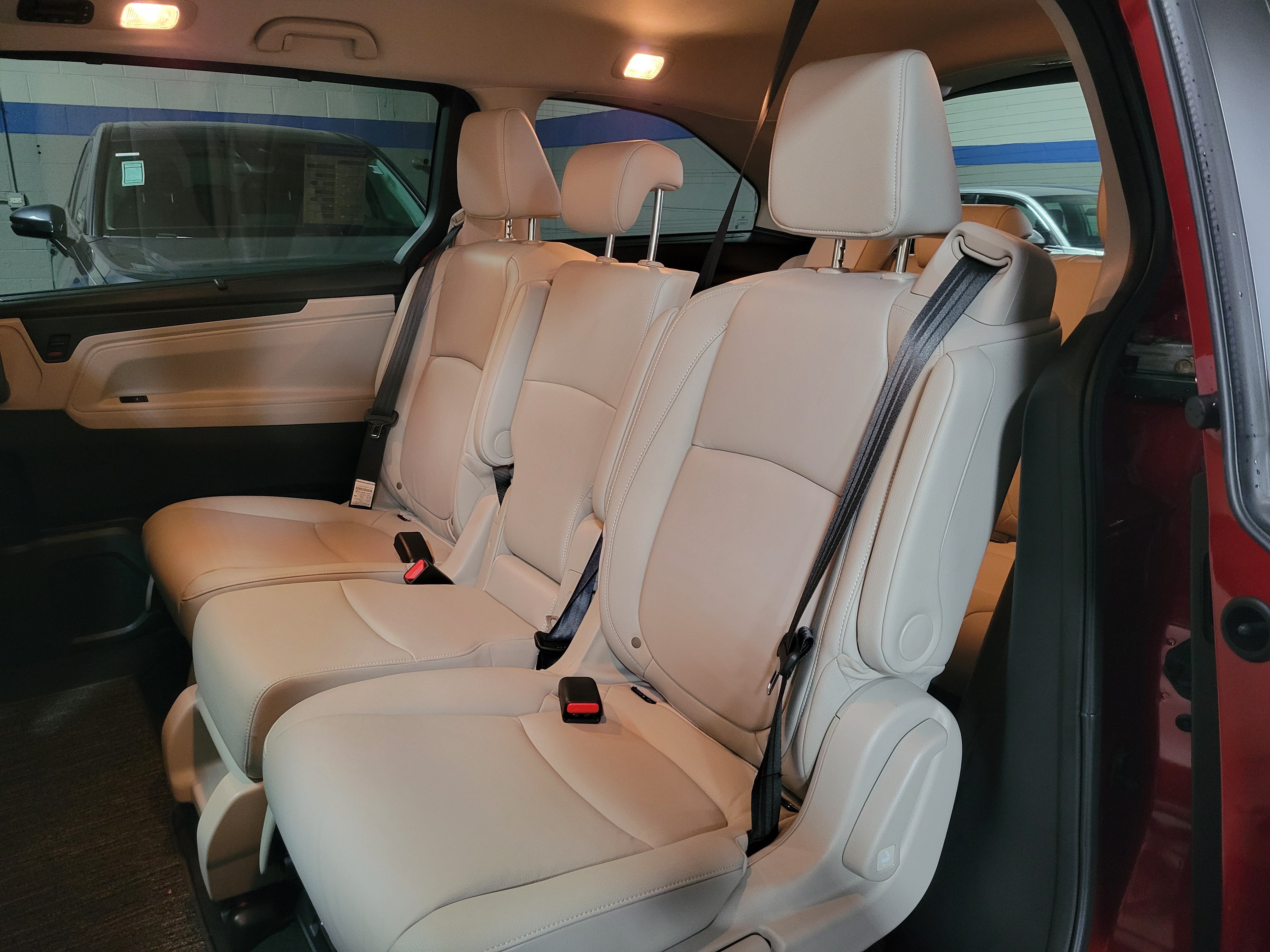 Used 2026 Honda Odyssey EX-L image 16